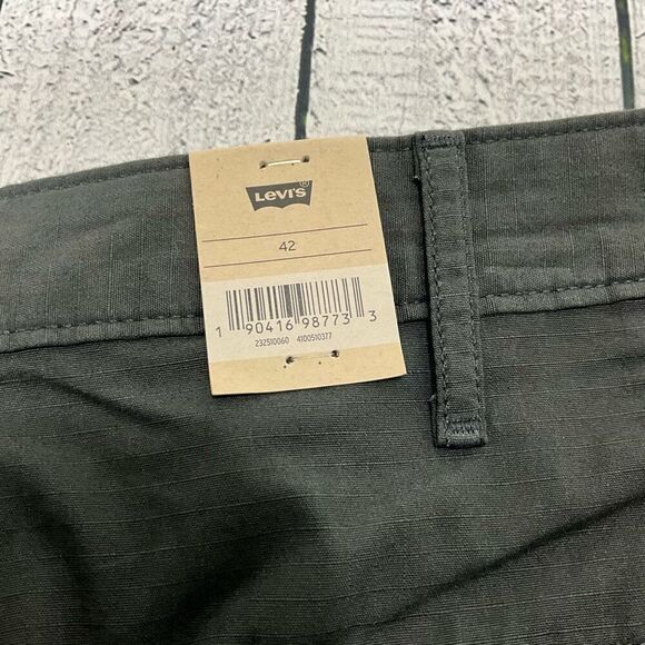 LEVI’S Carrier Cargo Shorts - Picture 4 of 6